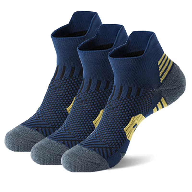3 Pairs Non-Slip Sports Socks – Quick-Dry Athletic Socks for Men & Women